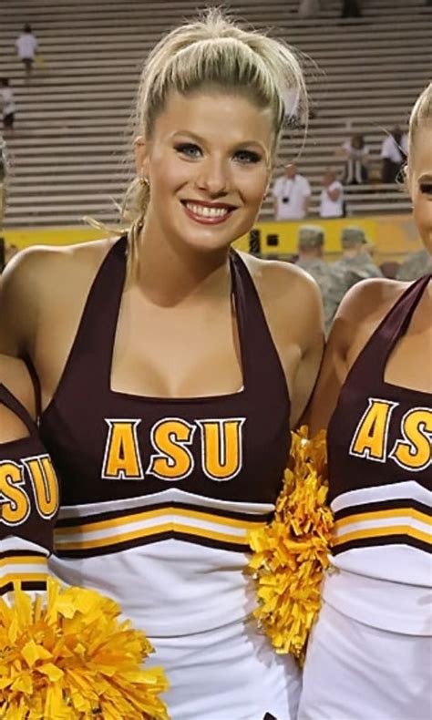 cheerleader nudes|Nude Cheerleader Porn Videos 